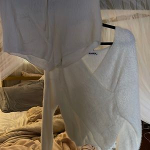 Reverse matching set white. Criss cross top.